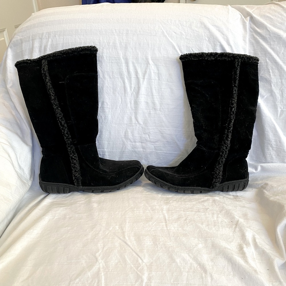 Calf high black boots